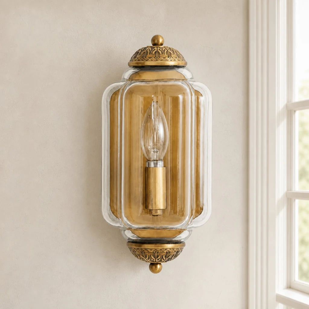 Art Deco Wandlamp met Geribbelde Glazen Kap