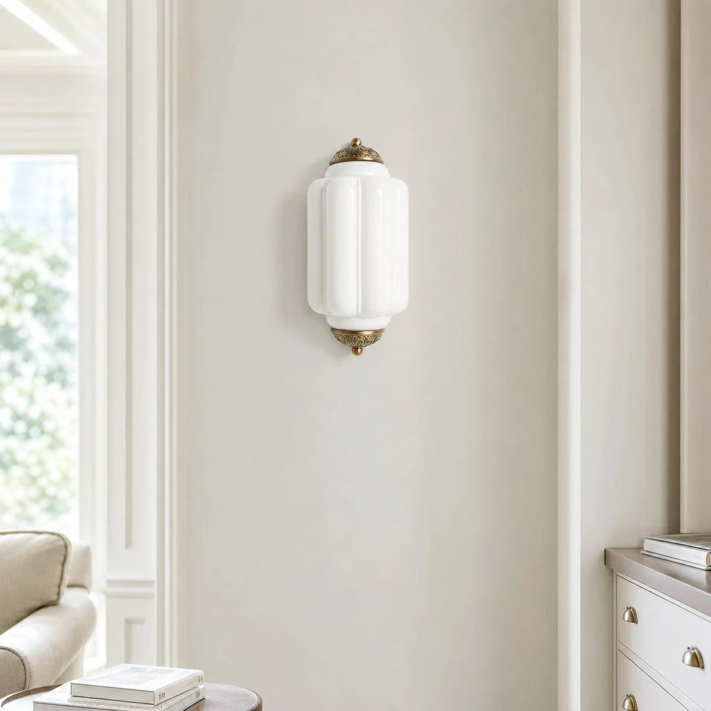 Art Deco Wandlamp met Geribbelde Glazen Kap