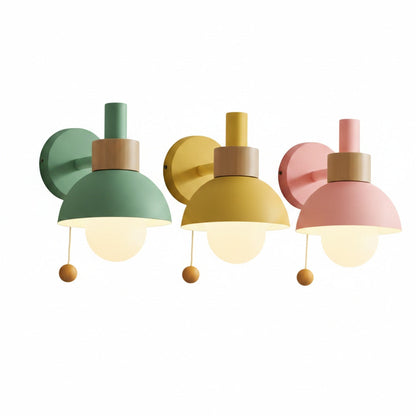 Scandinavische Wandlamp Met Koepelkap En Trekkoordschakelaar