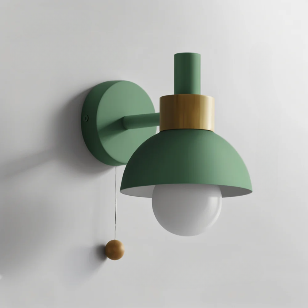 Scandinavische Wandlamp Met Koepelkap En Trekkoordschakelaar