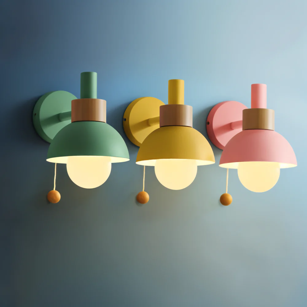 Scandinavische Wandlamp Met Koepelkap En Trekkoordschakelaar