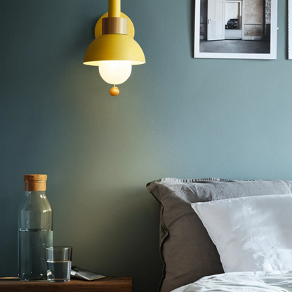 Scandinavische Wandlamp Met Koepelkap En Trekkoordschakelaar