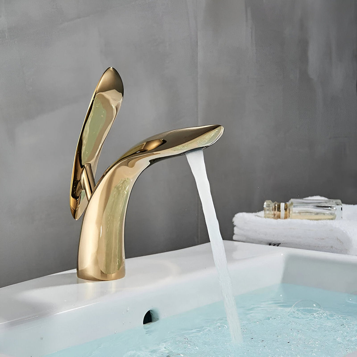 Wastafelkraan Met Luxe Waterfall Uitloop